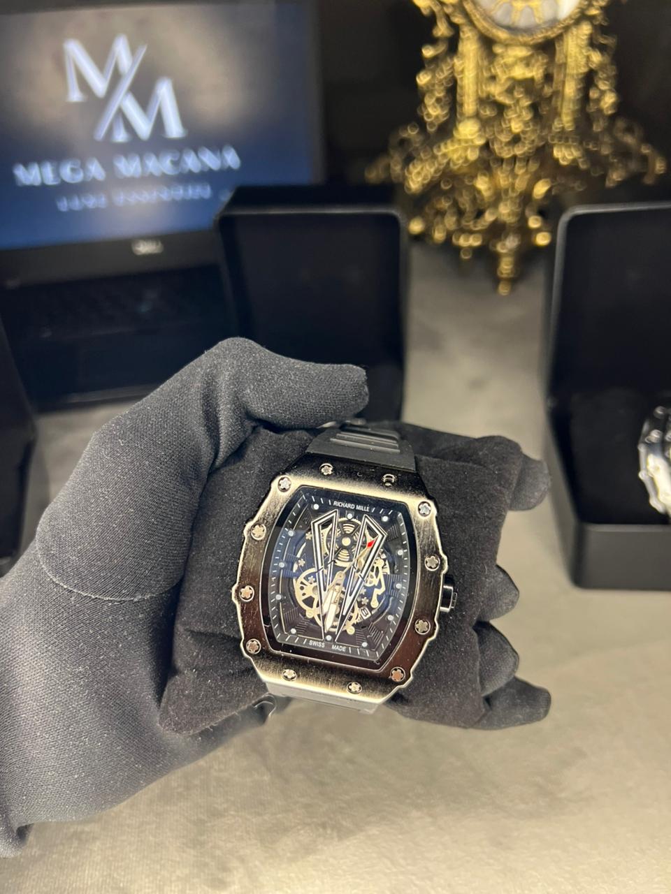 Montre Sport Black Skeleton Silver